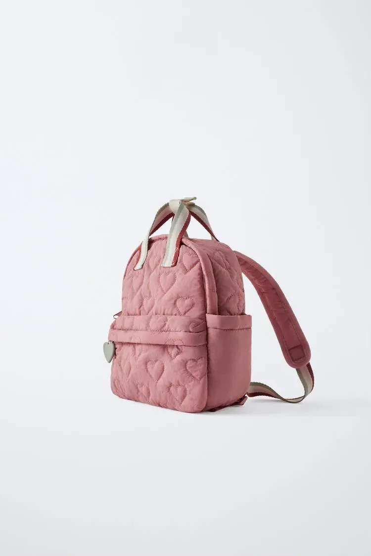 Kalpli Sırt Çantası